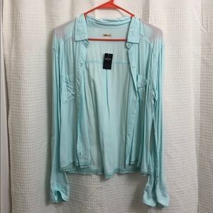 NWT Hollister top